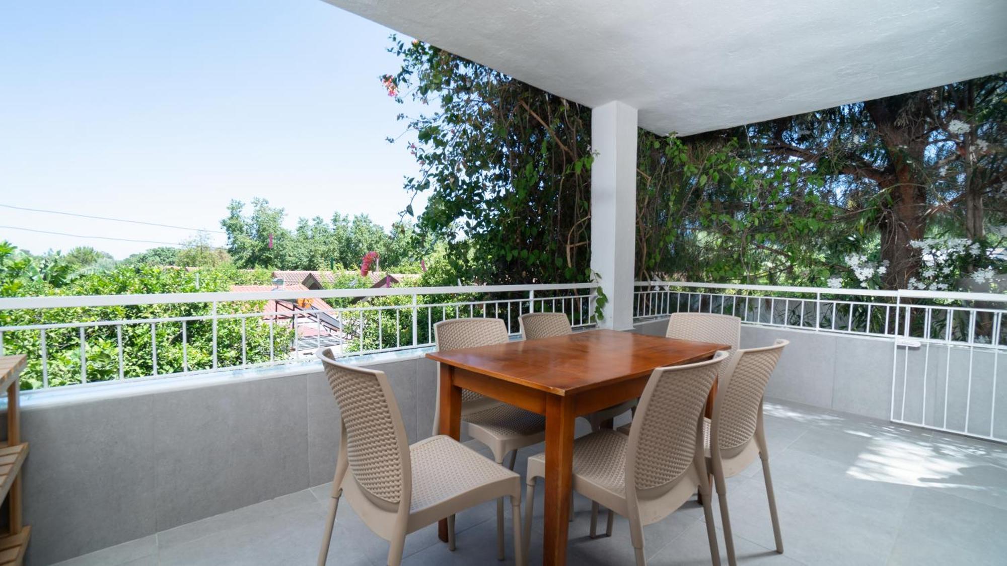 Lemon Garden Lodge Чирали Стая снимка
